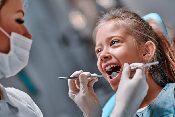 دندانپزشکی کودکان در پیروزی