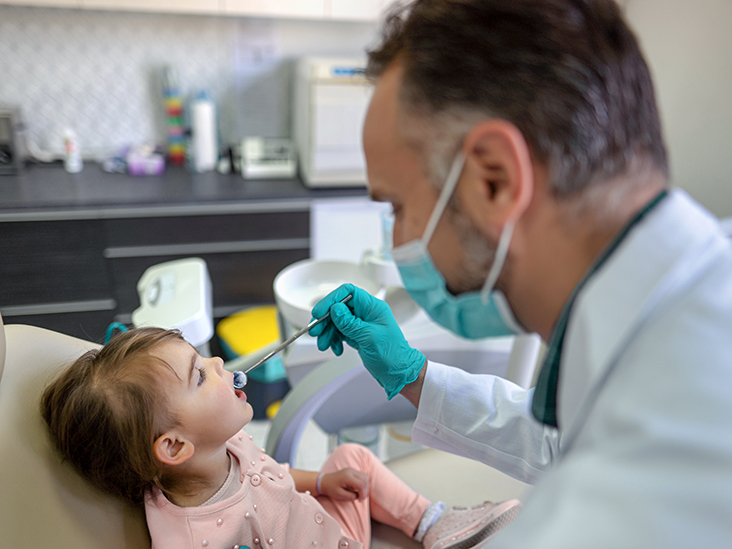 دندانپزشکی کودکان کرمان