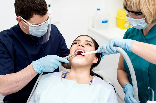 دندانپزشک فوق تخصص زیبایی